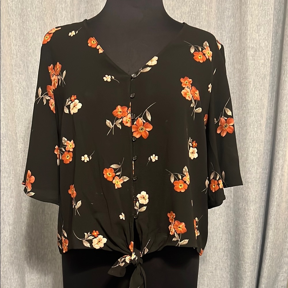 Lush Black and Orange 3/4 Sleeve Tie-Front Blouse